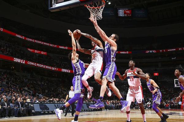 邮报：贝林厄姆将回归英格兰队，参加本月两场世预赛（《邮报》：贝林厄姆重返英格兰队，将出战本月两场世预赛）