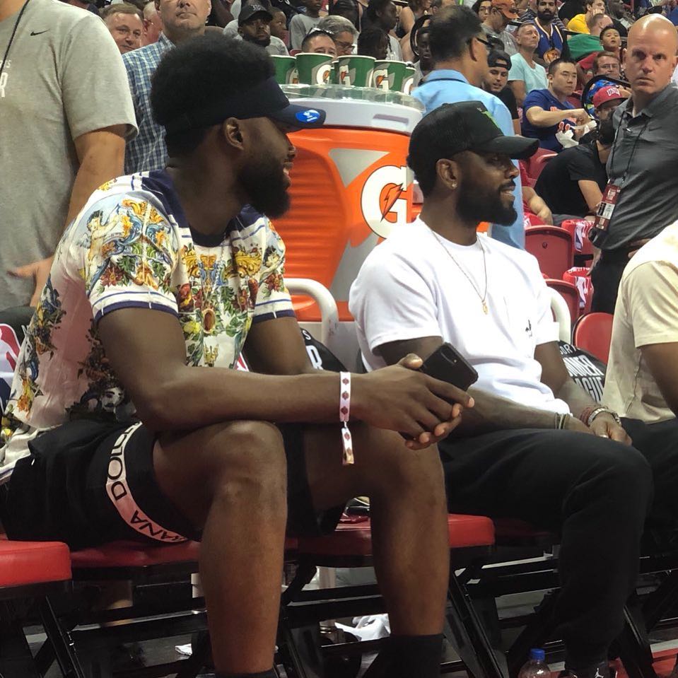 红魔遇克星？曼联近6战纽卡1胜5负，主场迎战誓破魔咒（曼联主场誓破不胜魔咒：近6战纽卡仅1胜5负）