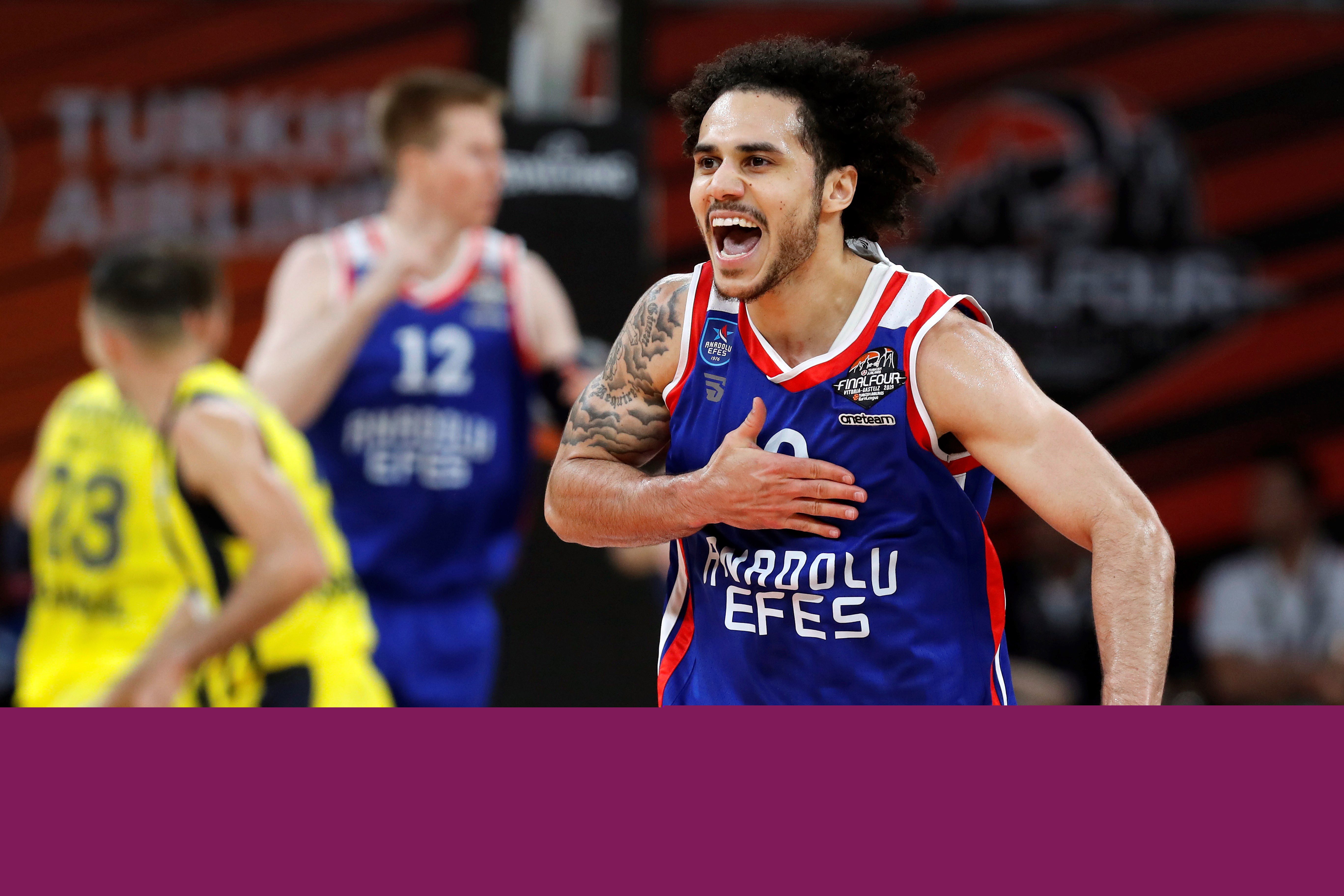 本世纪五大联赛参与百球最快TOP10：C罗70场第1，苏牙71场第2（本世纪五大联赛最快参与百球TOP10：C罗70场领跑，苏亚雷斯71场次席）