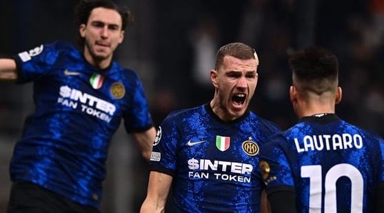 阿莫林更衣室怒骂曼联球员，直言愤怒又失望！基恩炮轰红魔如小学生（阿莫林更衣室痛斥曼联将士：又怒又失望，基恩批红魔稚嫩如小学生）