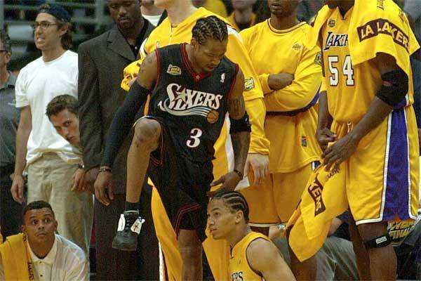 孔帕尼：球队下半场表现的更好，凯恩替补是为应对密集赛程（孔帕尼：下半场表现更佳，凯恩替补为应对密集赛程）