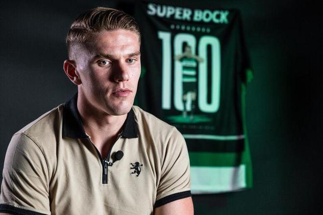 稳定输出！约基奇登场35分钟得到24分8篮板13助攻（稳定发挥！约基奇出战35分钟交出24分8篮板13助攻）