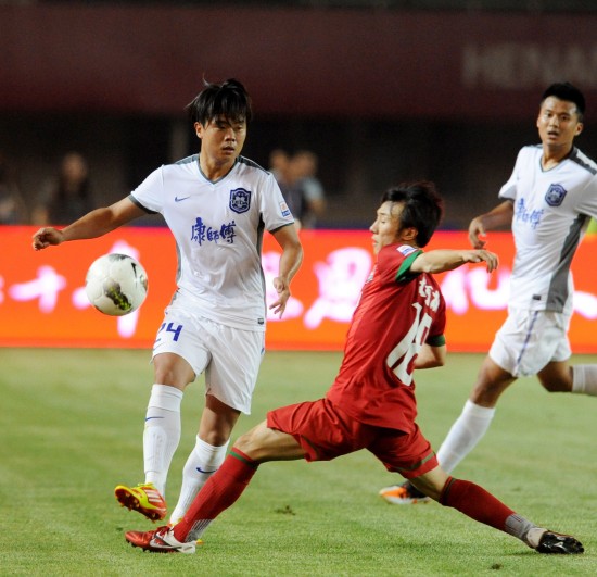 NBA新秀观察：状元秀首场表现（聚焦NBA新秀：状元首秀表现解析）