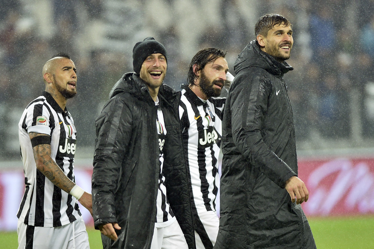 马刺篮球：独特战术体系铸就辉煌（马刺之道：独到战术体系成就传奇）