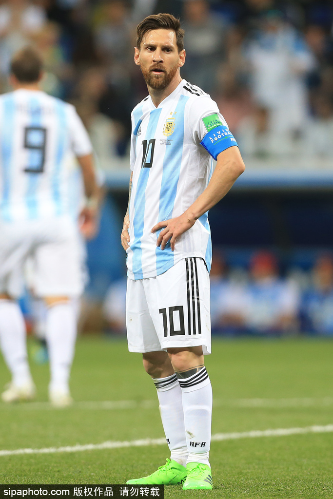 意媒：齐米卡斯无法说服加斯佩里尼，罗马找寻其他左后卫人选（意媒：齐米卡斯难打动加斯佩里尼，罗马另寻左后卫目标）