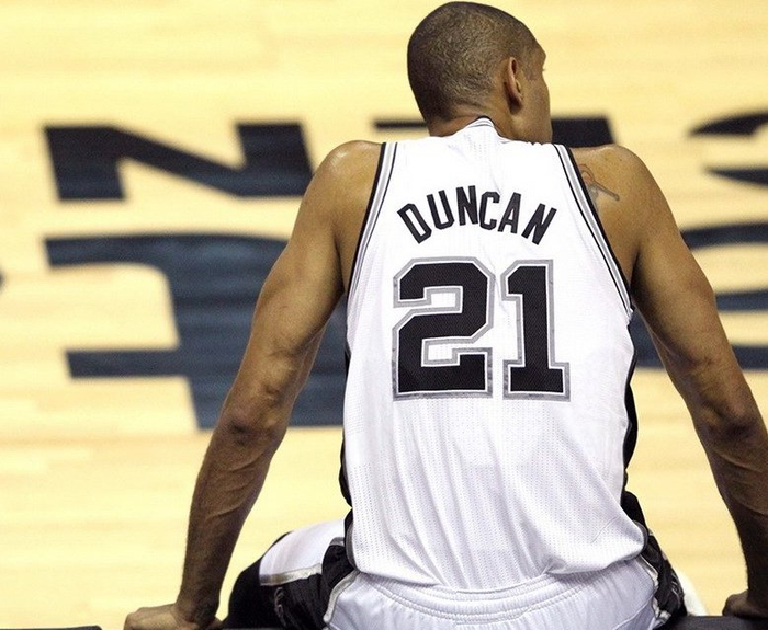 毕巴后卫：我们怎么样踢都不行，皇马比我们强太多了（毕巴后卫：无论怎么踢都没戏，皇马实力远超我们）