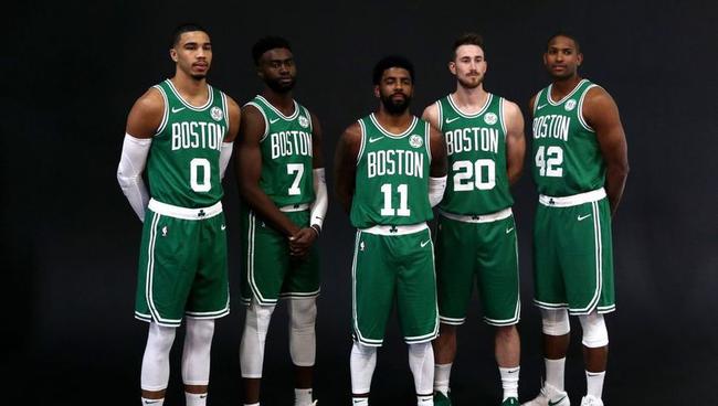 瓜迪奥拉双喜临门！福登三轮5球，曼城3-0大胜最强升班马宣战皇马（曼城3-0斩最强升班马！福登三轮轰5球，瓜迪奥拉喜上加喜，向皇马下战书）