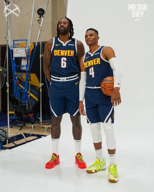 斯帕莱蒂：球员们脸上不再是满足的表情，而是更加放松的表情（斯帕莱蒂：球员的神情已由满足转为更放松）